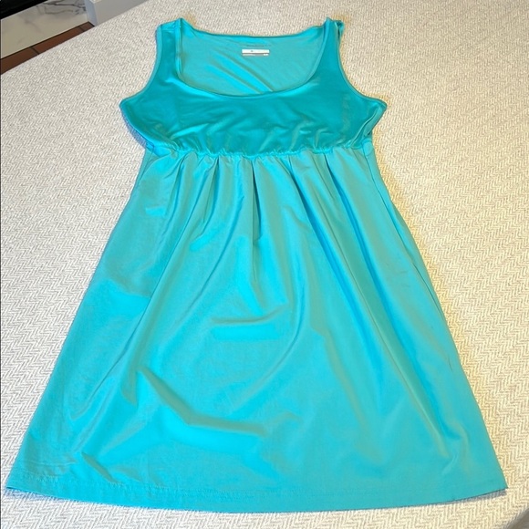 Columbia Omni Shade Sun Protection Teal Dress. Size Medium. - Picture 1 of 11